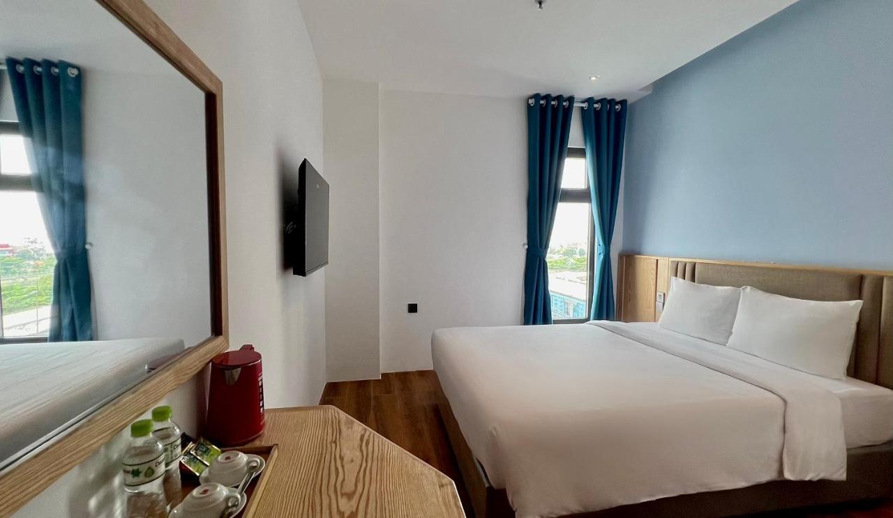 Haven Hut Riverside Hotel โฮจิมินห์ซิตี้ ภายนอก รูปภาพ
