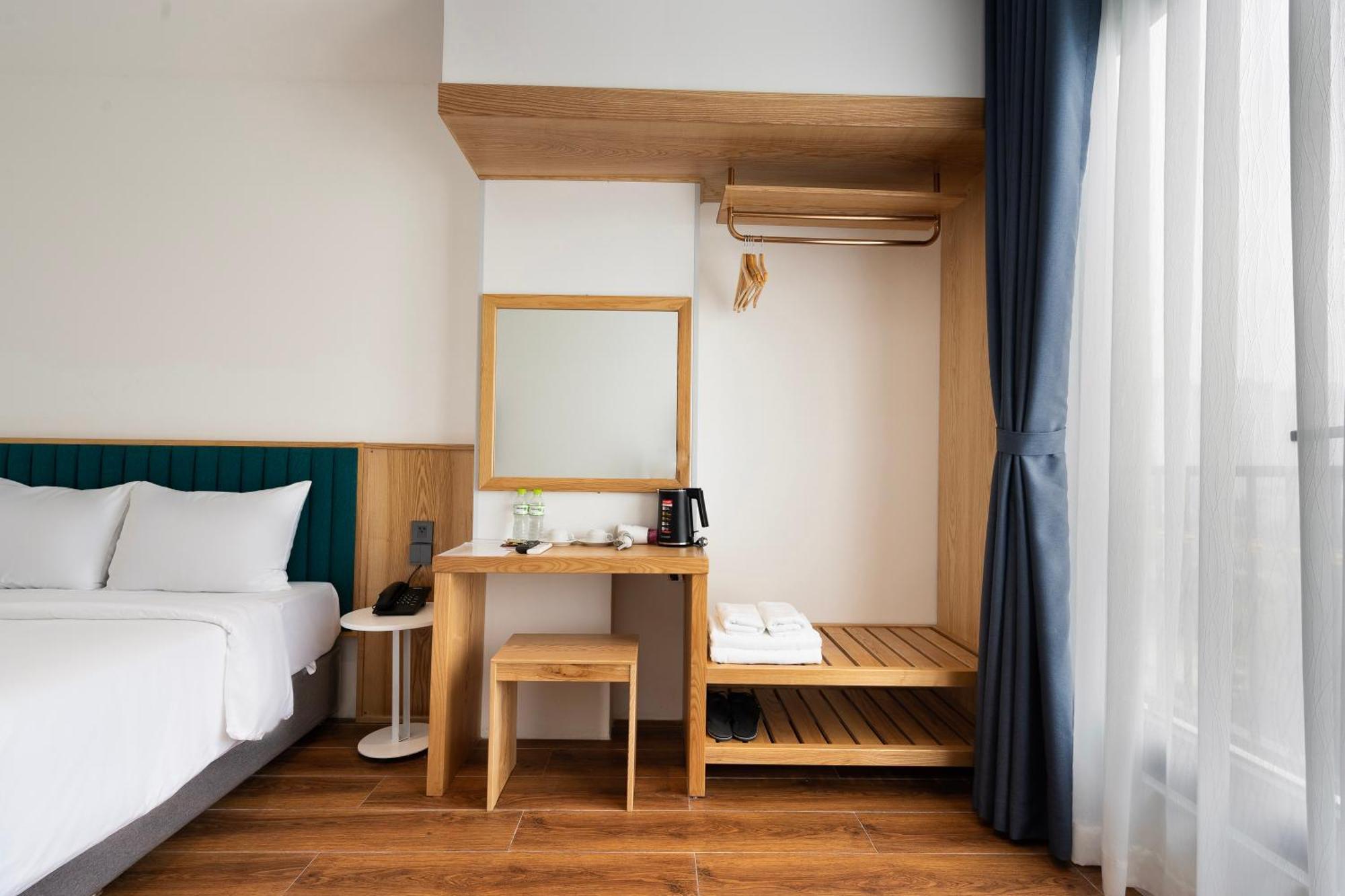 Haven Hut Riverside Hotel โฮจิมินห์ซิตี้ ภายนอก รูปภาพ