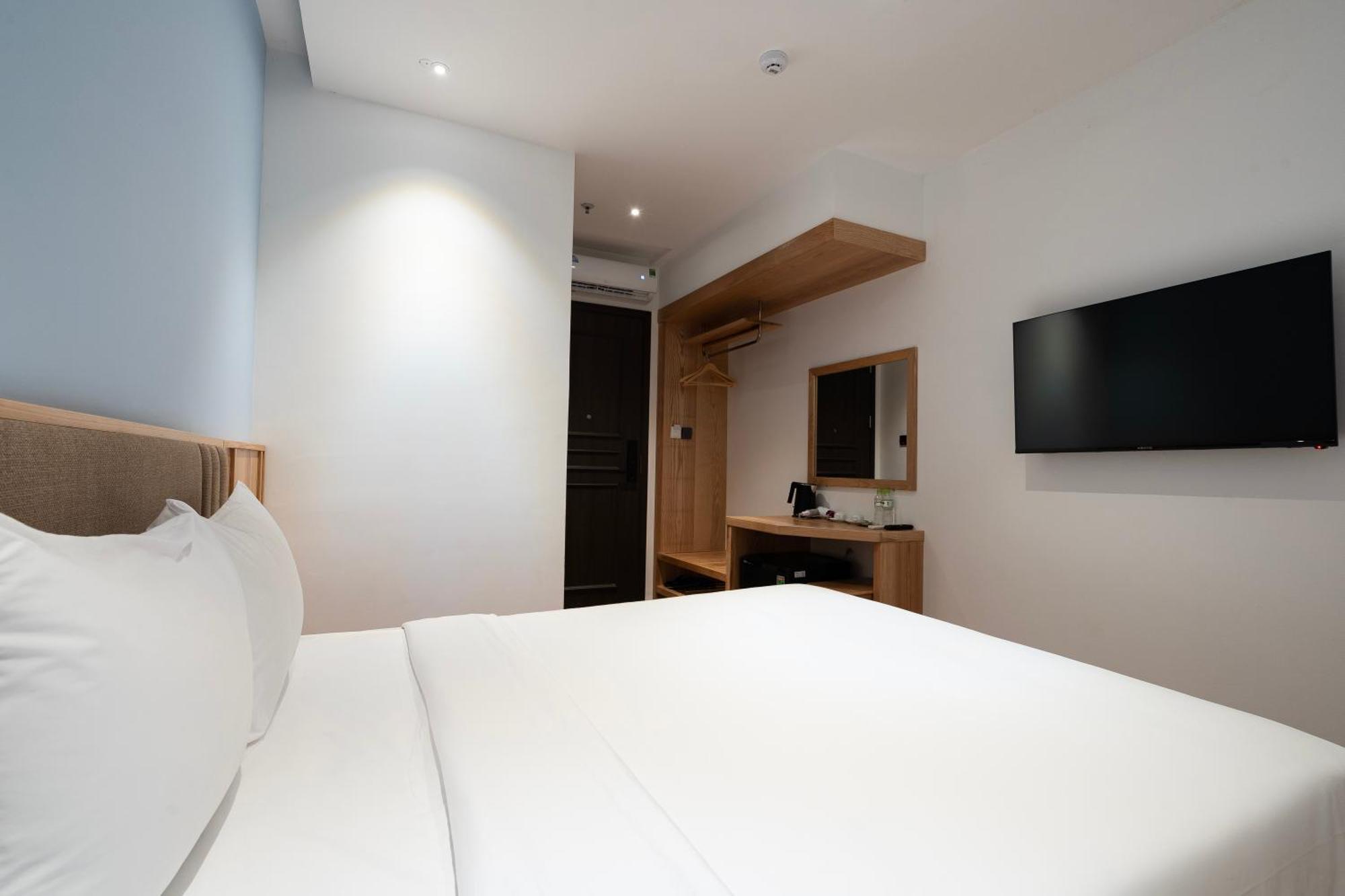 Haven Hut Riverside Hotel โฮจิมินห์ซิตี้ ภายนอก รูปภาพ